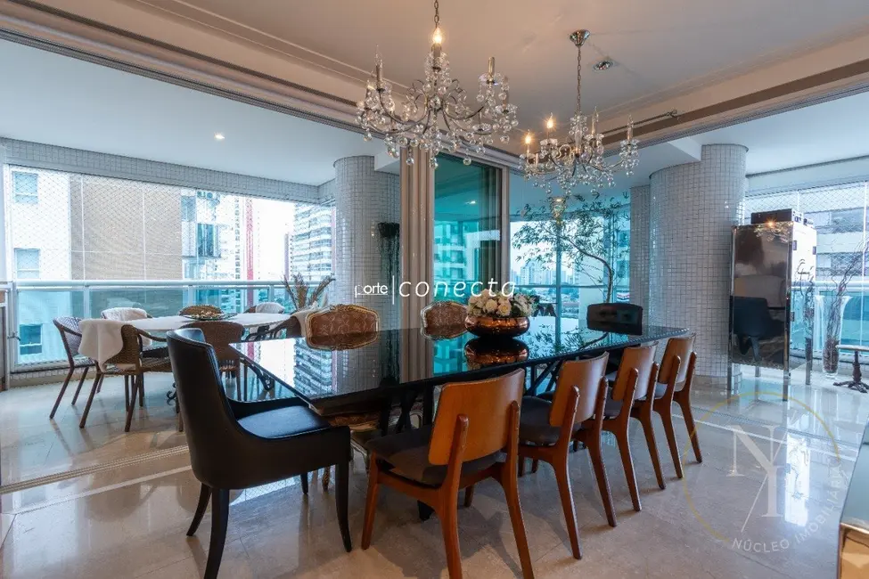 Apartamento com 4 quartos à venda, 335m2 em Jardim Anália Franco, São Paulo - SP - imagem 6 Foto 6 de Apartamento com 4 quartos à venda, 335m2 em Jardim Anália Franco, São Paulo - SP