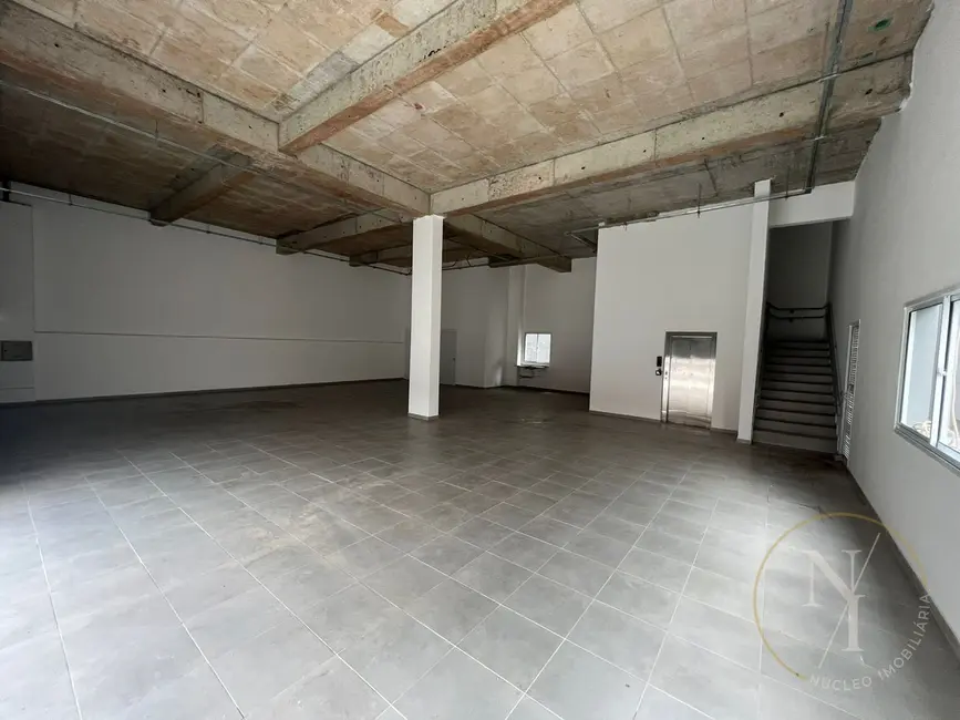 Armazém / Galpão com 1 quarto para alugar, 400m2 em Jardim Prudência, São Paulo - SP - imagem 4 Foto 4 de Armazém / Galpão com 1 quarto para alugar, 400m2 em Jardim Prudência, São Paulo - SP
