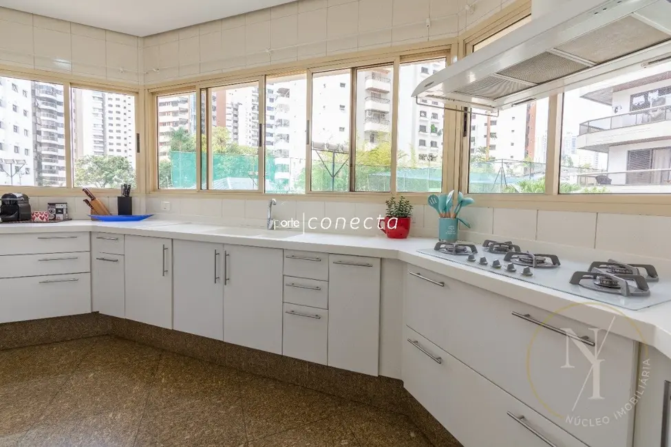 Apartamento com 4 quartos à venda, 335m2 em Tatuapé, São Paulo - SP - imagem 8 Foto 8 de Apartamento com 4 quartos à venda, 335m2 em Tatuapé, São Paulo - SP
