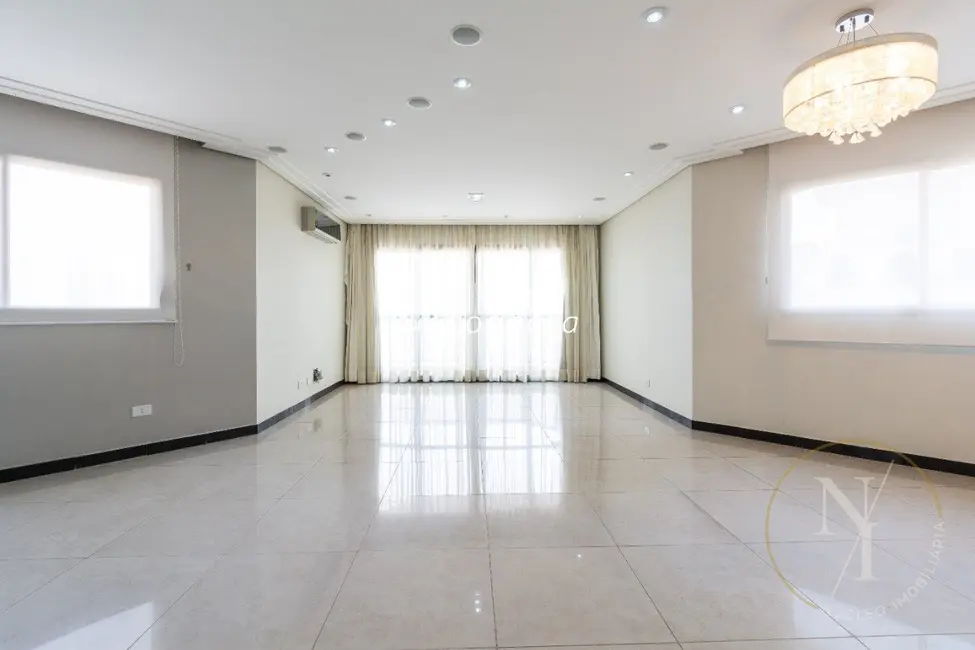 Apartamento com 4 quartos à venda, 215m2 em Tatuapé, São Paulo - SP - imagem 8 Foto 8 de Apartamento com 4 quartos à venda, 215m2 em Tatuapé, São Paulo - SP