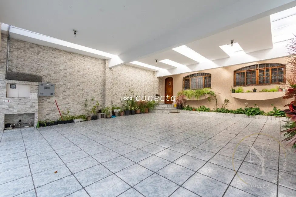 Casa com 2 quartos à venda, 200m2 em Vila Santo Estevão, São Paulo - SP - imagem 3 Foto 3 de Casa com 2 quartos à venda, 200m2 em Vila Santo Estevão, São Paulo - SP