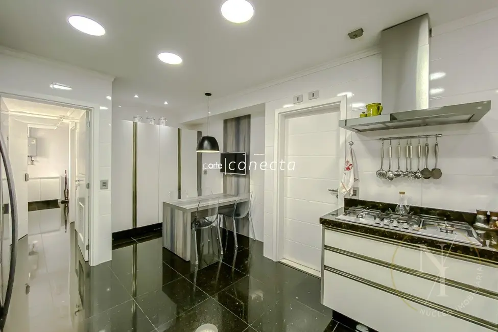 Apartamento com 3 quartos à venda, 244m2 em Jardim Anália Franco, São Paulo - SP - imagem 3 Foto 3 de Apartamento com 3 quartos à venda, 244m2 em Jardim Anália Franco, São Paulo - SP