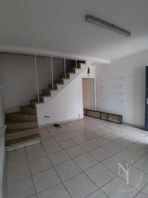 Foto 2 de Casa com 2 quartos para alugar, 80m2 em Vila Gomes Cardim, São Paulo - SP