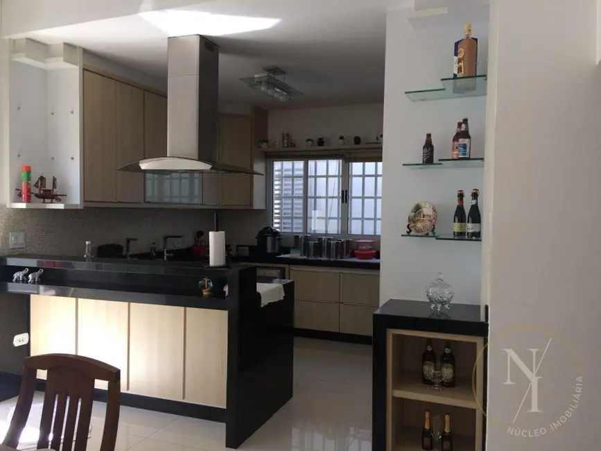 Foto 4 de Casa com 4 quartos à venda, 250m2 em Jardim Helena, São Paulo - SP