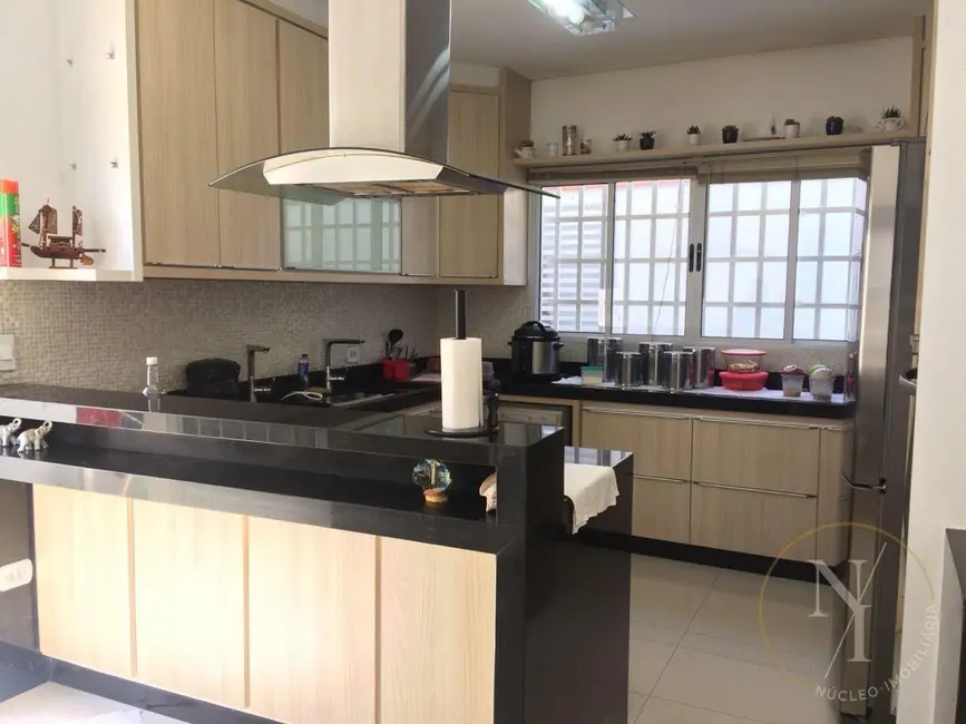 Foto 1 de Casa com 4 quartos à venda, 250m2 em Jardim Helena, São Paulo - SP