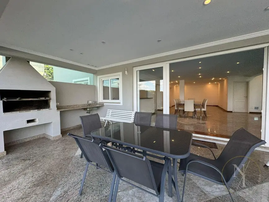 Casa com 6 quartos à venda e para alugar, 2500m2 em Alphaville, Santana De Parnaiba - SP - imagem 9 Foto 9 de Casa com 6 quartos à venda e para alugar, 2500m2 em Alphaville, Santana De Parnaiba - SP