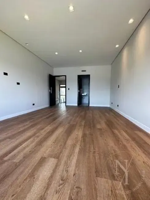 Foto 9 de Casa de Condomínio com 4 quartos à venda, 300m2 em Jardim Fazenda Rincão, Aruja - SP