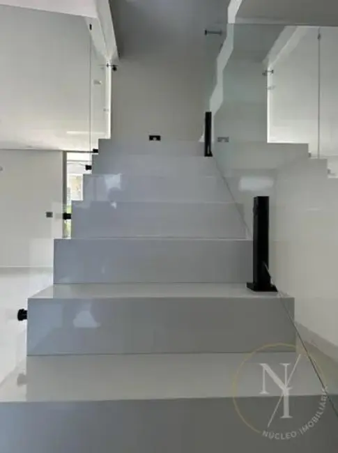 Foto 5 de Casa de Condomínio com 4 quartos à venda, 300m2 em Jardim Fazenda Rincão, Aruja - SP