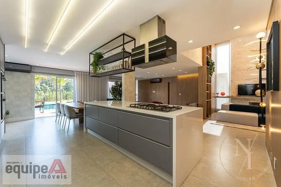 Casa com 4 quartos à venda, 350m2 em Itupeva - SP - imagem 5 Foto 5 de Casa com 4 quartos à venda, 350m2 em Itupeva - SP