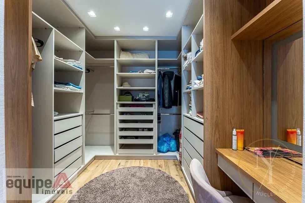 Casa com 4 quartos à venda, 350m2 em Itupeva - SP - imagem 7 Foto 7 de Casa com 4 quartos à venda, 350m2 em Itupeva - SP