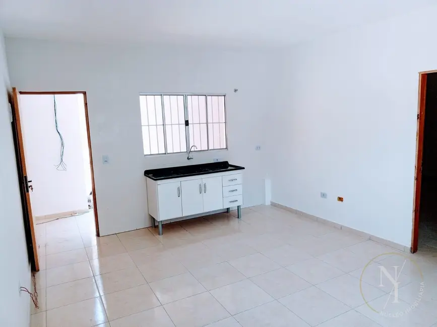 Foto 2 de Casa com 1 quarto para alugar, 50m2 em Vila Ayrosa, São Paulo - SP