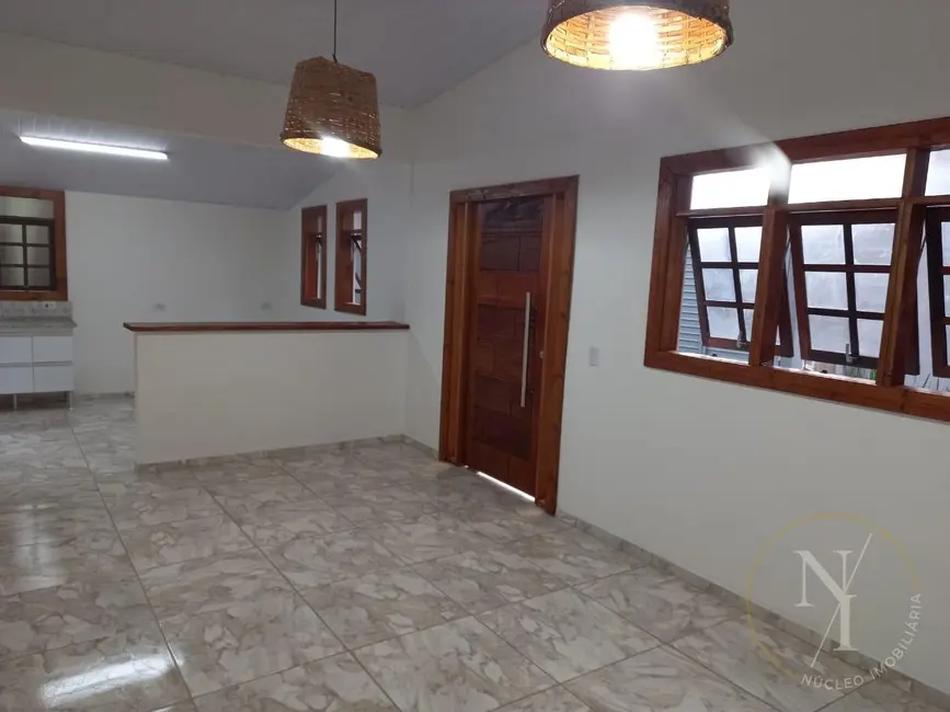 Foto 4 de Chácara com 3 quartos à venda, 800m2 em Parque Rodrigo Barreto, Aruja - SP