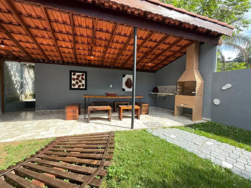 Foto 1 de Chácara com 3 quartos à venda, 800m2 em Parque Rodrigo Barreto, Aruja - SP