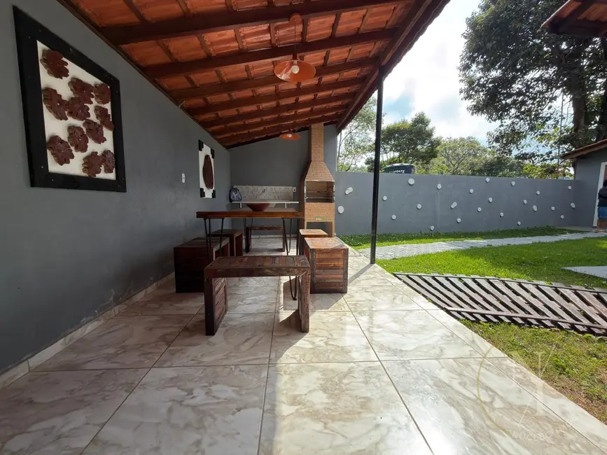 Foto 6 de Chácara com 3 quartos à venda, 800m2 em Parque Rodrigo Barreto, Aruja - SP