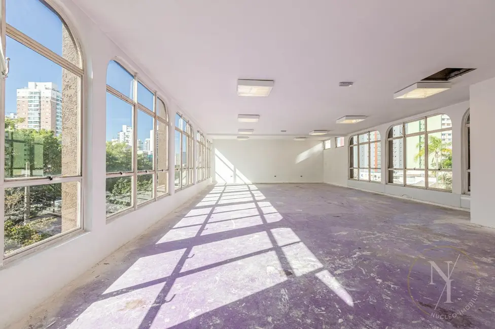 Prédio Inteiro com 10 quartos para alugar, 300m2 em Pinheiros, São Paulo - SP - imagem 5 Foto 5 de Prédio Inteiro com 10 quartos para alugar, 300m2 em Pinheiros, São Paulo - SP