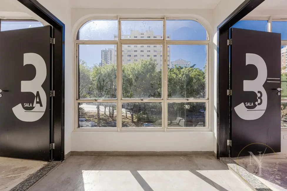 Prédio Inteiro com 10 quartos para alugar, 300m2 em Pinheiros, São Paulo - SP - imagem 4 Foto 4 de Prédio Inteiro com 10 quartos para alugar, 300m2 em Pinheiros, São Paulo - SP