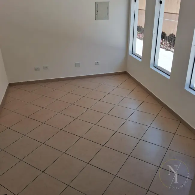 Foto 2 de Casa com 2 quartos à venda, 80m2 em Vila Nivi, São Paulo - SP