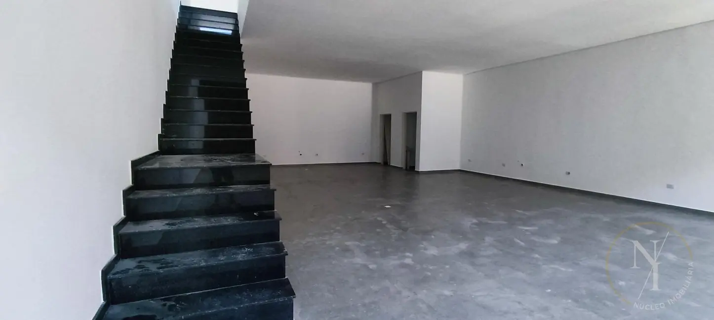Loja com 2 quartos para alugar, 144m2 em Centro, Guarulhos - SP - imagem 3 Foto 3 de Loja com 2 quartos para alugar, 144m2 em Centro, Guarulhos - SP