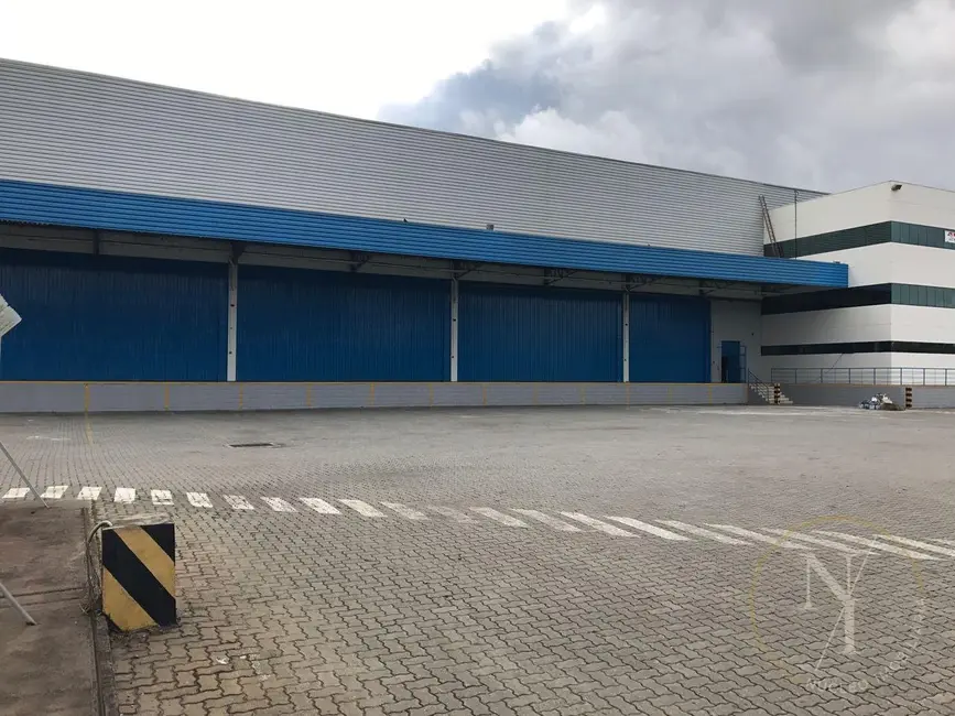 Foto 3 de Armazém / Galpão com 10 quartos para alugar, 15200m2 em Cumbica, Guarulhos - SP