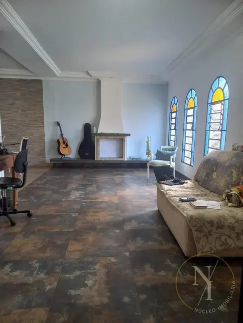 Foto 1 de Casa com 5 quartos à venda e para alugar, 250m2 em Jardim Marajoara, São Paulo - SP