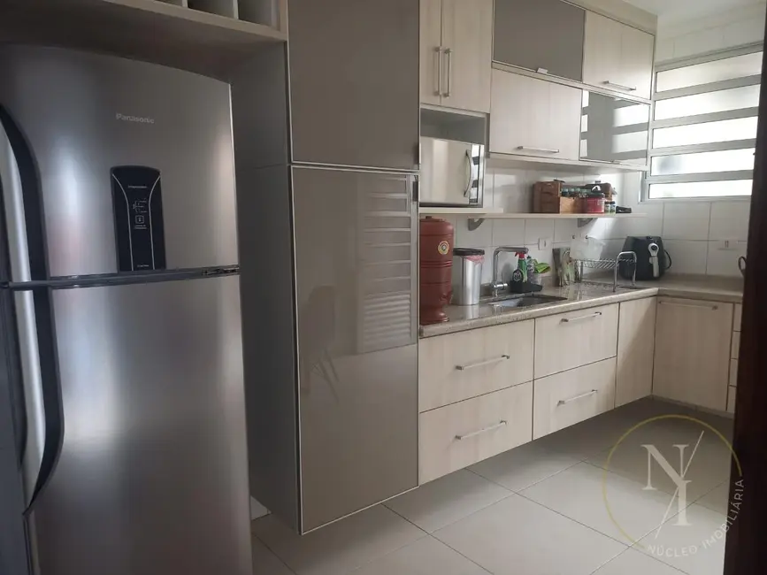 Foto 8 de Casa com 5 quartos à venda e para alugar, 250m2 em Jardim Marajoara, São Paulo - SP