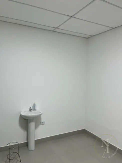 Foto 8 de Sala Comercial para alugar, 150m2 em Jardim Presidente Dutra, Guarulhos - SP