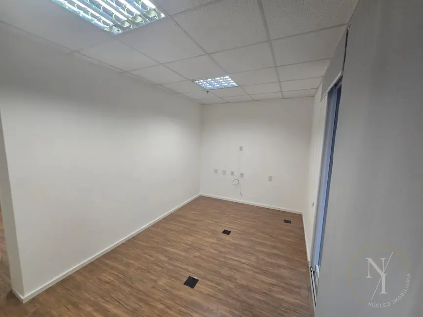 Foto 3 de Sala Comercial com 1 quarto para alugar, 86m2 em Vila Gertrudes, São Paulo - SP