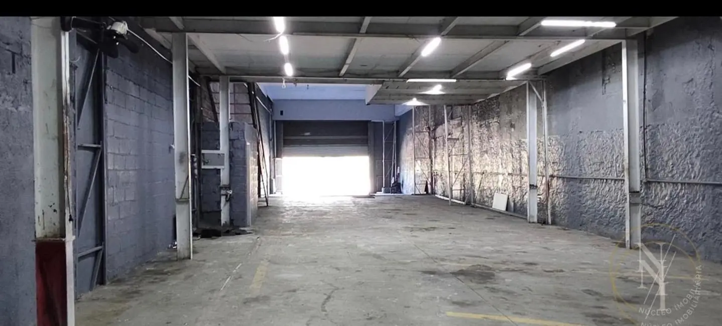 Foto 6 de Armazém / Galpão com 1 quarto para alugar, 392m2 em Vila Endres, Guarulhos - SP