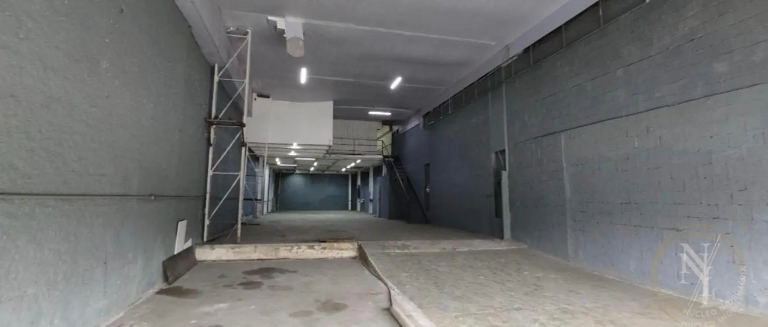 Foto 2 de Armazém / Galpão com 1 quarto para alugar, 392m2 em Vila Endres, Guarulhos - SP