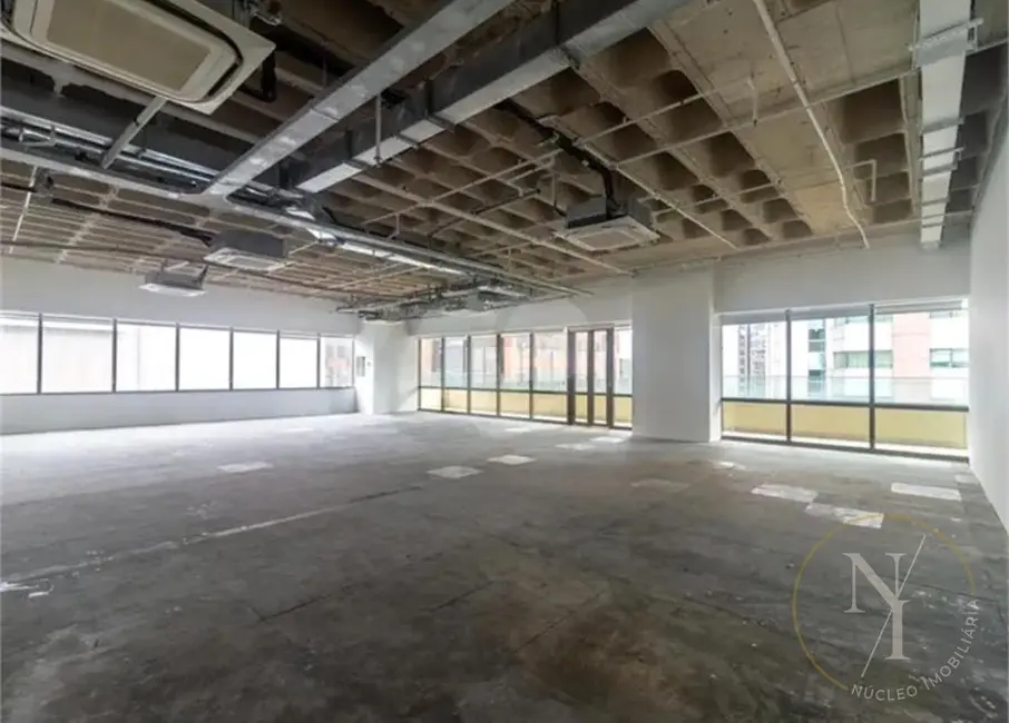 Foto 4 de Sala Comercial com 1 quarto para alugar, 2500m2 em Vila Olímpia, São Paulo - SP