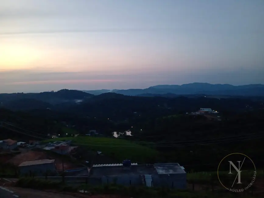 Foto 7 de Casa com 3 quartos à venda, 500m2 em Jardim Santo Antônio, Aruja - SP