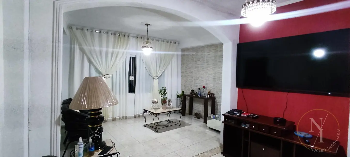 Foto 8 de Casa com 2 quartos à venda, 243m2 em Jardim Terezópolis, Guarulhos - SP