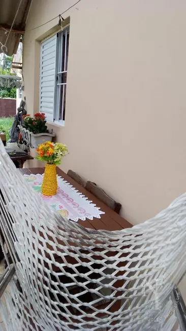 Chácara com 2 quartos à venda e para alugar, 300m2 em Itanhaem - SP - imagem 8 Foto 8 de Chácara com 2 quartos à venda e para alugar, 300m2 em Itanhaem - SP