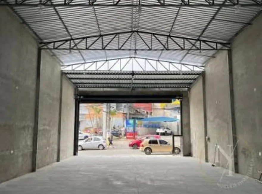 Armazém / Galpão com 1 quarto para alugar, 250m2 em Jardim São Paulo, Guarulhos - SP - imagem 4 Foto 4 de Armazém / Galpão com 1 quarto para alugar, 250m2 em Jardim São Paulo, Guarulhos - SP