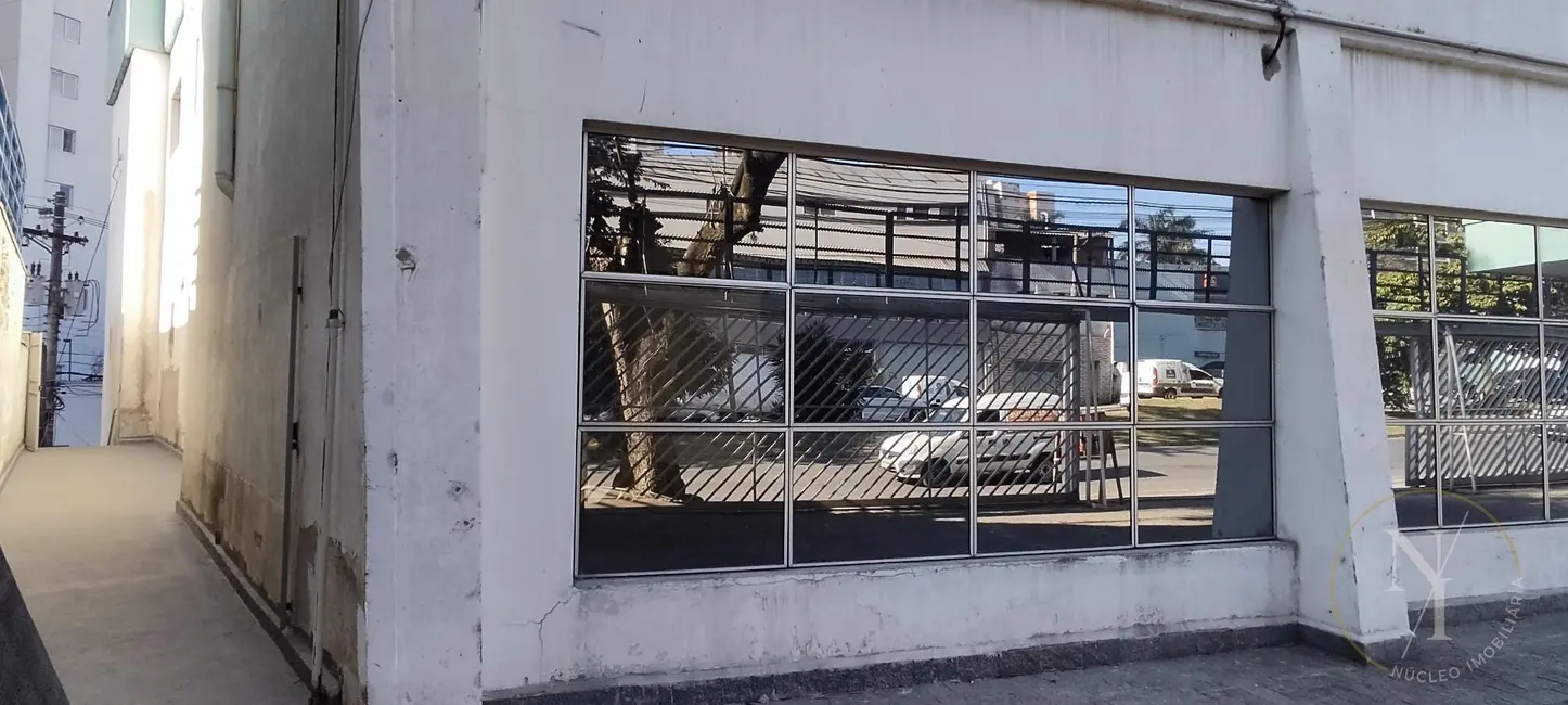 Prédio Inteiro com 8 quartos para alugar, 600m2 em Vila Augusta, Guarulhos - SP - imagem 5 Foto 5 de Prédio Inteiro com 8 quartos para alugar, 600m2 em Vila Augusta, Guarulhos - SP