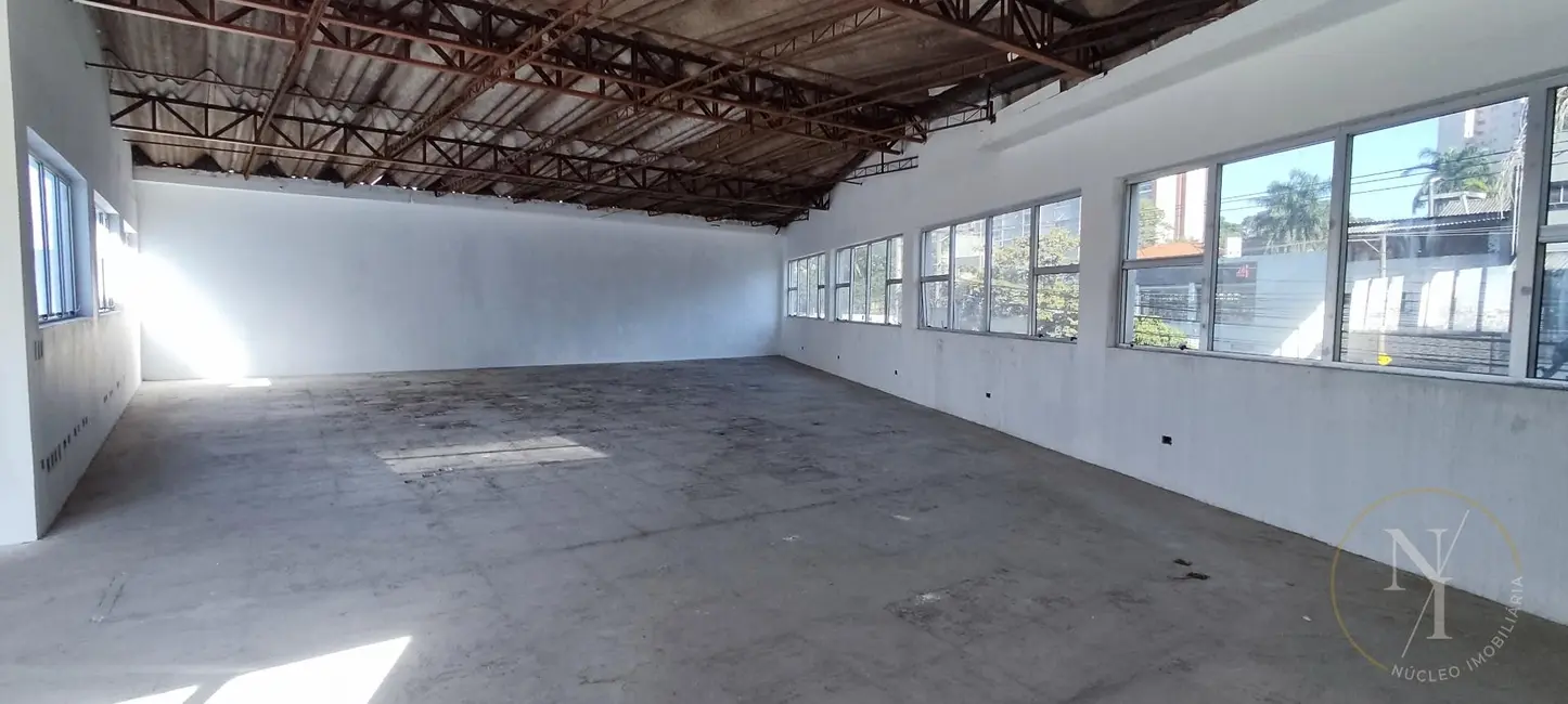 Prédio Inteiro com 8 quartos para alugar, 600m2 em Vila Augusta, Guarulhos - SP - imagem 9 Foto 9 de Prédio Inteiro com 8 quartos para alugar, 600m2 em Vila Augusta, Guarulhos - SP