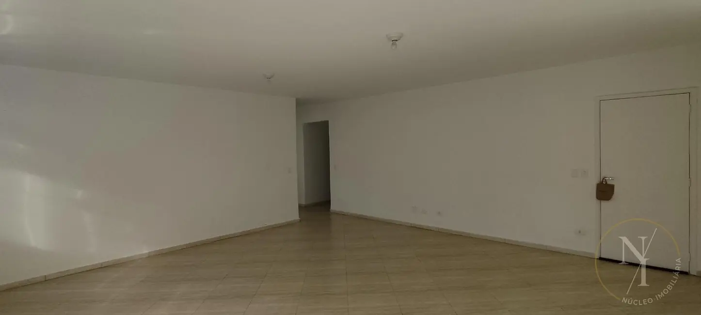 Apartamento com 4 quartos à venda, 206m2 em Santo Antônio, Sao Caetano Do Sul - SP - imagem 4 Foto 4 de Apartamento com 4 quartos à venda, 206m2 em Santo Antônio, Sao Caetano Do Sul - SP