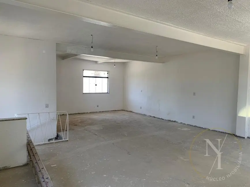 Casa Comercial com 4 quartos para alugar, 250m2 em Jardim das Acácias, São Paulo - SP - imagem 7 Foto 7 de Casa Comercial com 4 quartos para alugar, 250m2 em Jardim das Acácias, São Paulo - SP