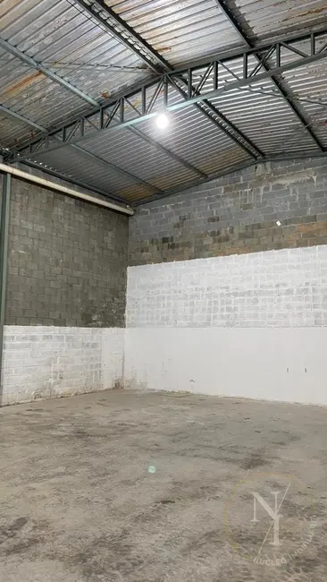 Armazém / Galpão com 1 quarto para alugar, 400m2 em Parque dos Eucaliptos, Franco Da Rocha - SP - imagem 4 Foto 4 de Armazém / Galpão com 1 quarto para alugar, 400m2 em Parque dos Eucaliptos, Franco Da Rocha - SP
