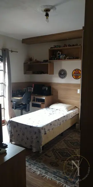 Foto 4 de Casa com 4 quartos à venda, 125m2 em Jardim Marek, Santo Andre - SP