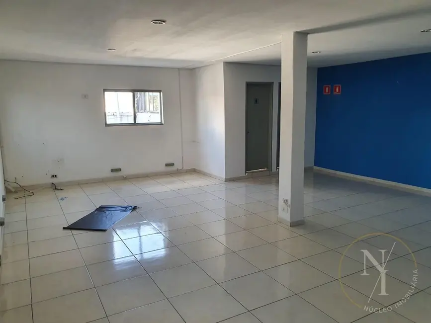 Armazém / Galpão com 3 quartos para alugar, 500m2 em Capela do Socorro, São Paulo - SP - imagem 5 Foto 5 de Armazém / Galpão com 3 quartos para alugar, 500m2 em Capela do Socorro, São Paulo - SP