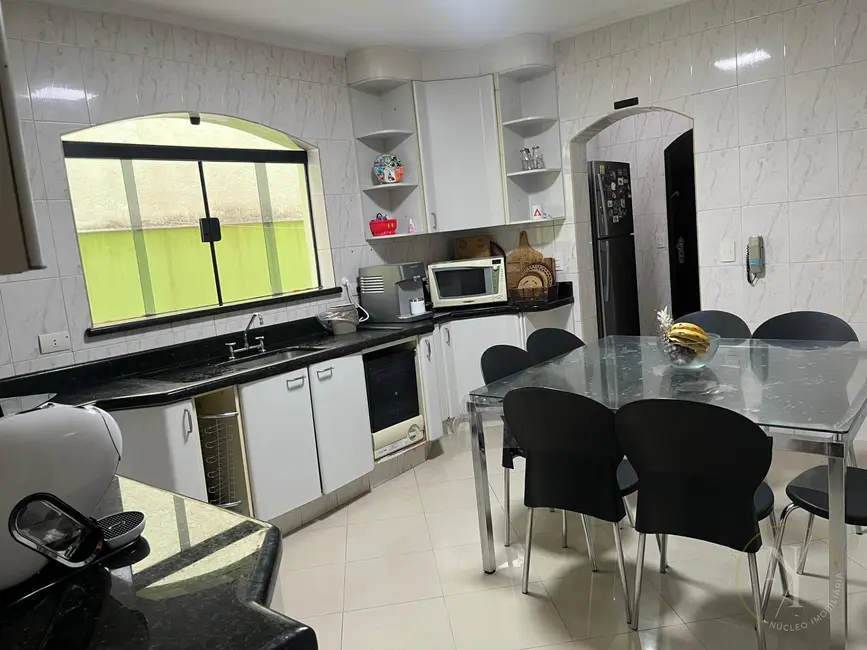 Foto 3 de Casa com 3 quartos à venda, 137m2 em Jardim Cotiana, São Paulo - SP