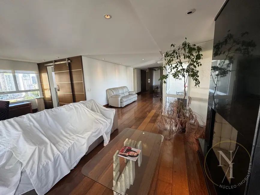 Foto 8 de Apartamento com 5 quartos à venda e para alugar, 211m2 em Vila Andrade, São Paulo - SP