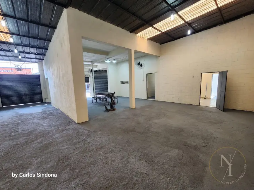 Foto 1 de Loja para alugar, 250m2 em Quitaúna, Osasco - SP