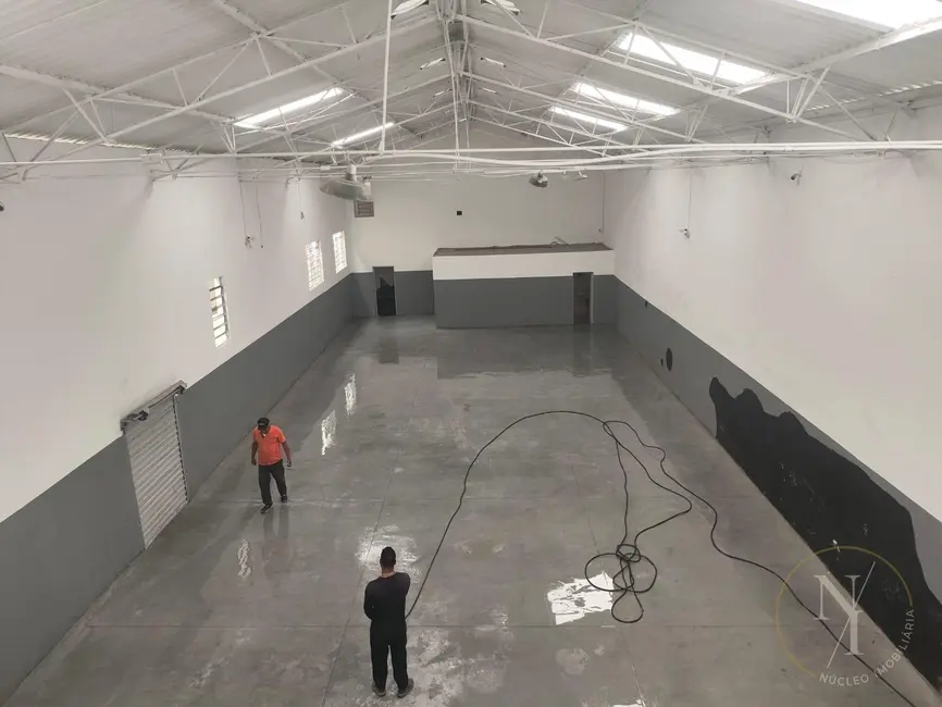 Armazém / Galpão com 2 quartos para alugar, 480m2 em Cumbica, Guarulhos - SP - imagem 1 Foto 1 de Armazém / Galpão com 2 quartos para alugar, 480m2 em Cumbica, Guarulhos - SP