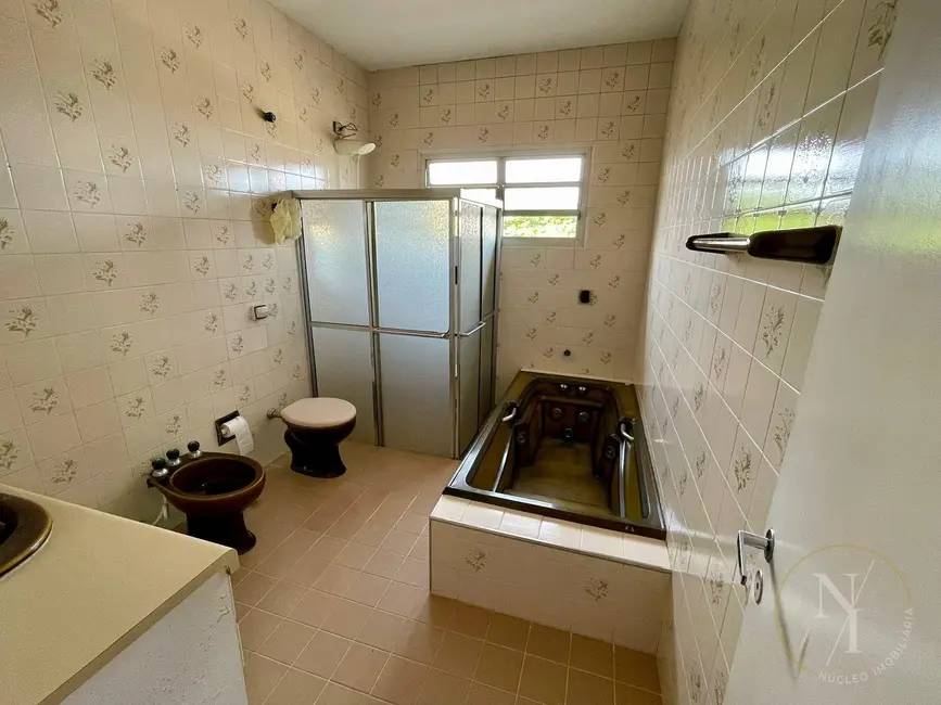 Casa com 5 quartos à venda e para alugar, 894m2 em Vila São Joaquim, Cotia - SP - imagem 9 Foto 9 de Casa com 5 quartos à venda e para alugar, 894m2 em Vila São Joaquim, Cotia - SP