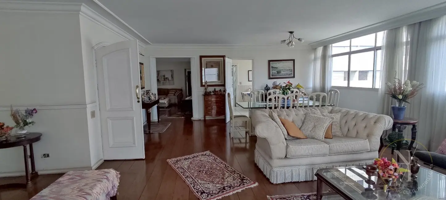 Apartamento com 4 quartos à venda, 245m2 em Santa Cecília, São Paulo - SP - imagem 3 Foto 3 de Apartamento com 4 quartos à venda, 245m2 em Santa Cecília, São Paulo - SP