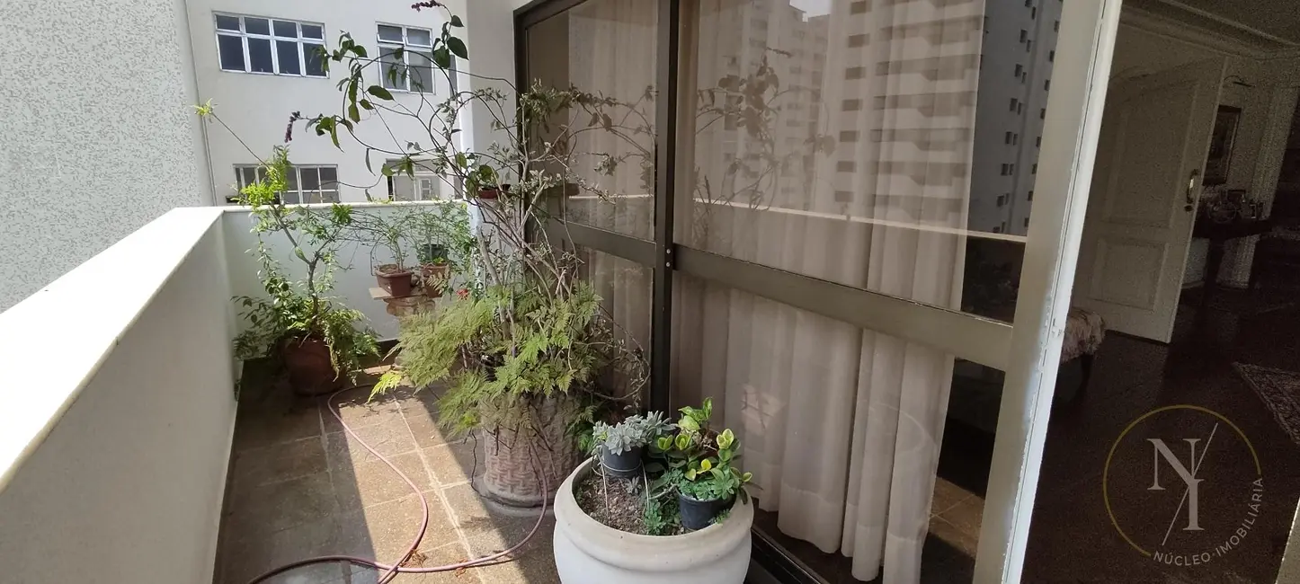 Apartamento com 4 quartos à venda, 245m2 em Santa Cecília, São Paulo - SP - imagem 6 Foto 6 de Apartamento com 4 quartos à venda, 245m2 em Santa Cecília, São Paulo - SP