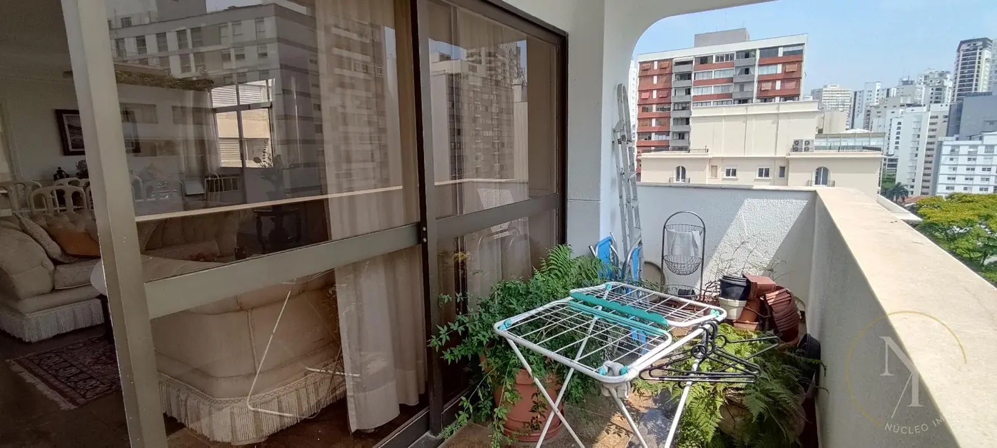 Apartamento com 4 quartos à venda, 245m2 em Santa Cecília, São Paulo - SP - imagem 7 Foto 7 de Apartamento com 4 quartos à venda, 245m2 em Santa Cecília, São Paulo - SP