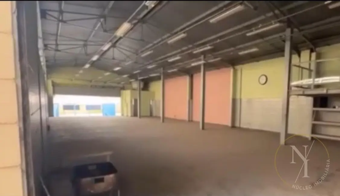 Foto 1 de Armazém / Galpão com 1 quarto para alugar, 670m2 em Santana, São Paulo - SP